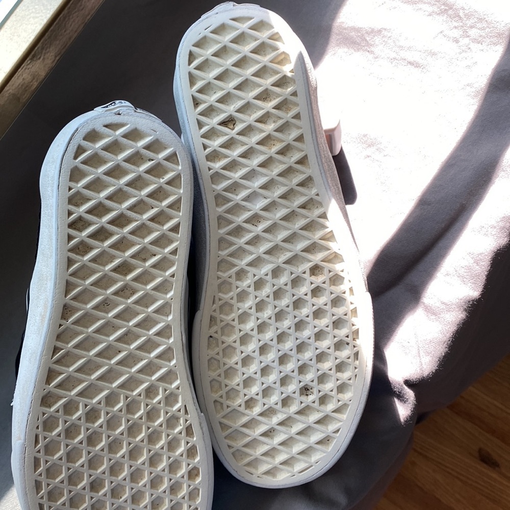 Vans Black Micro Sequins Classic Slip-On Shoes. Women’s Size 5.5. Gently Used. - Picture 6 of 6